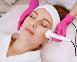 Lifting sin cirujia en AsianHealth Rostro Camilla